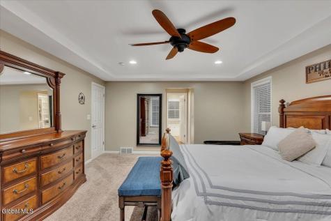 2 Carpenter Way Clifton Park NY 12065