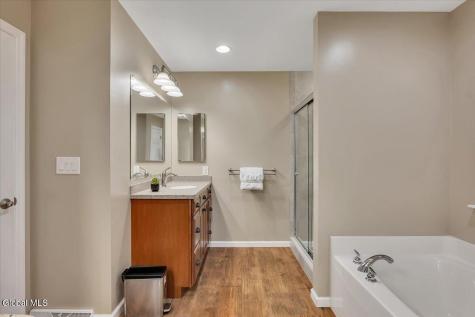 2 Carpenter Way Clifton Park NY 12065