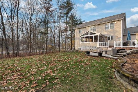 2 Carpenter Way Clifton Park NY 12065