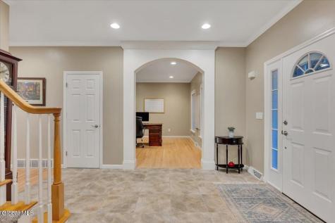 2 Carpenter Way Clifton Park NY 12065