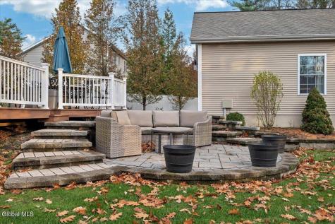 2 Carpenter Way Clifton Park NY 12065