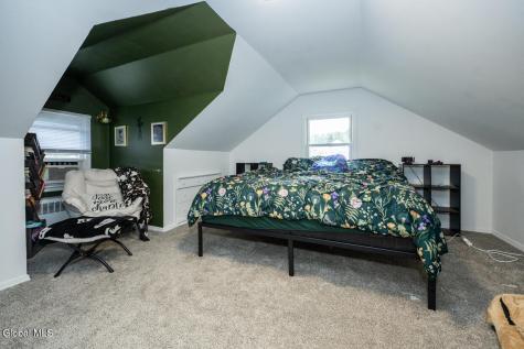 1013 Inner Drive Rotterdam NY 12303