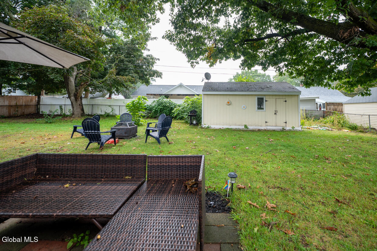 1013 Inner Drive Rotterdam NY 12303