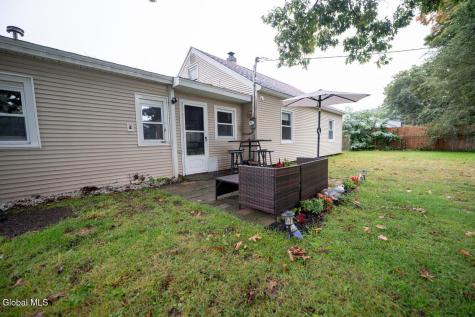1013 Inner Drive Rotterdam NY 12303