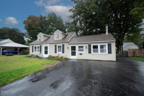 1013 Inner Drive Rotterdam NY 12303