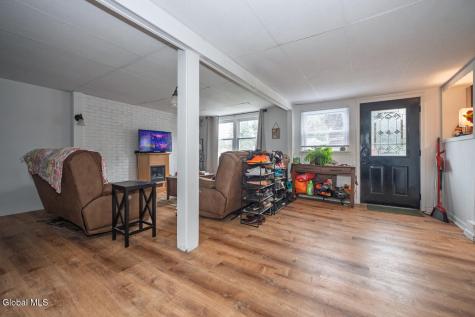 1013 Inner Drive Rotterdam NY 12303