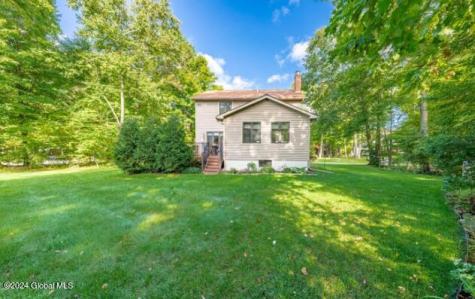 13 Princess Pine Drive Clifton Park NY 12065