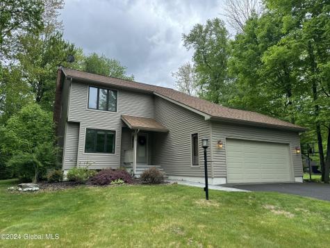 13 Princess Pine Drive Clifton Park NY 12065