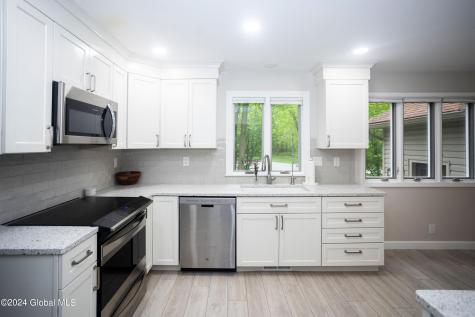 13 Princess Pine Drive Clifton Park NY 12065