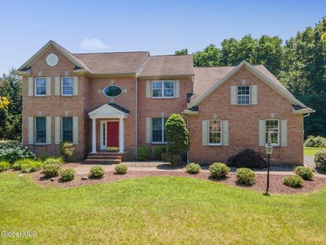 214 Bell Court Schenectady NY 12303