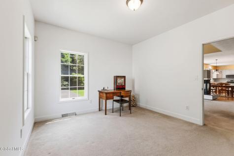 214 Bell Court Schenectady NY 12303