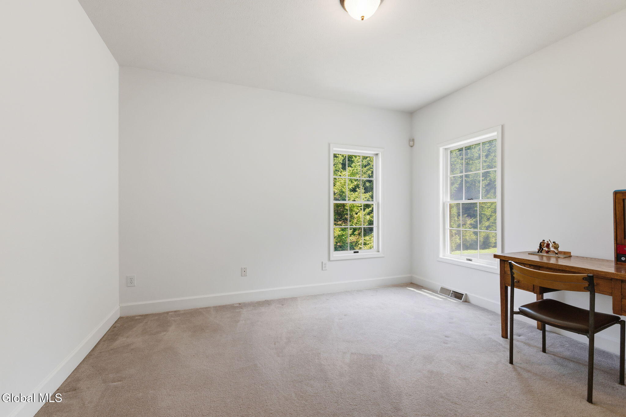 214 Bell Court Schenectady NY 12303
