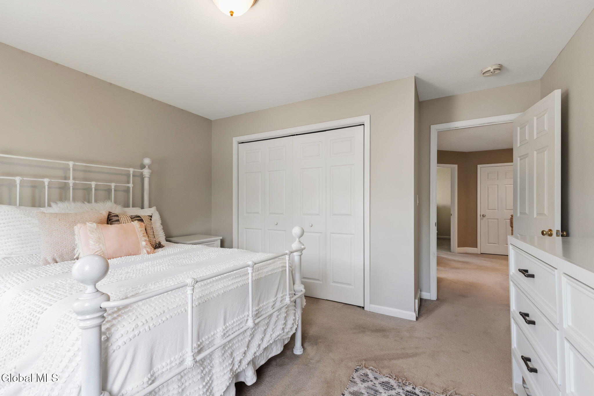 214 Bell Court Schenectady NY 12303