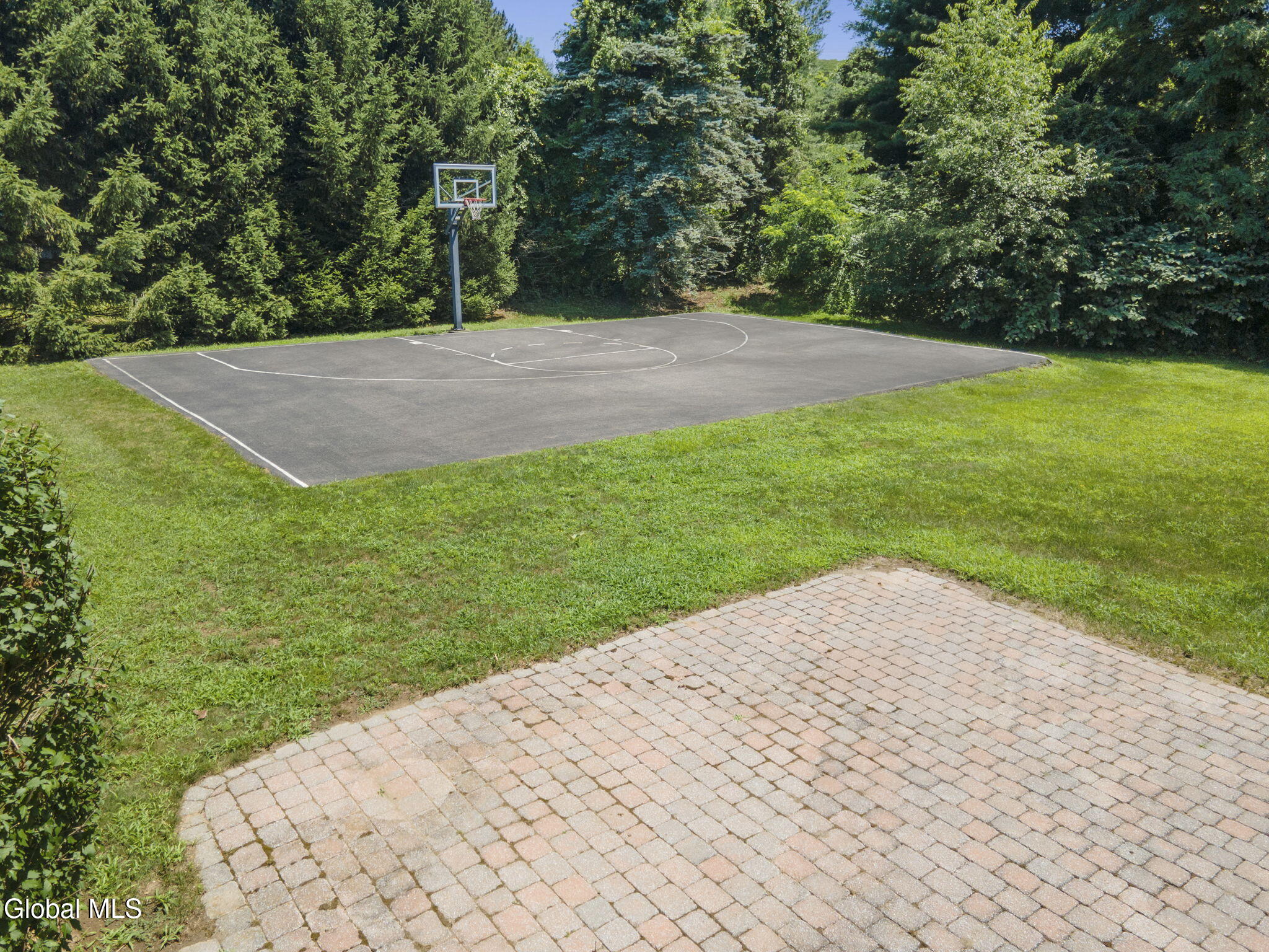 214 Bell Court Schenectady NY 12303