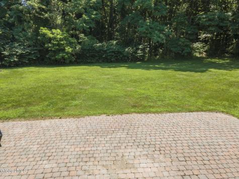 214 Bell Court Schenectady NY 12303