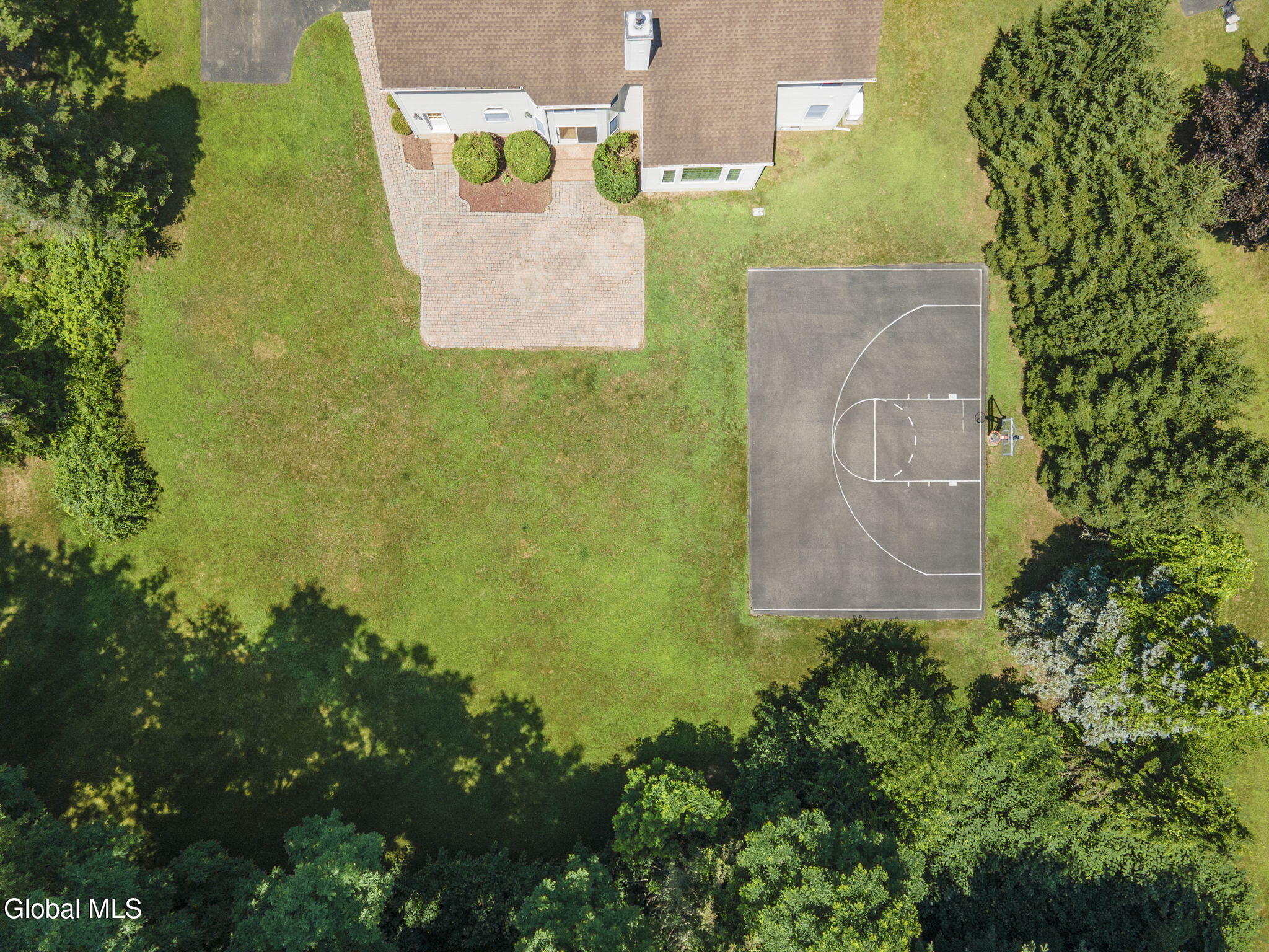 214 Bell Court Schenectady NY 12303