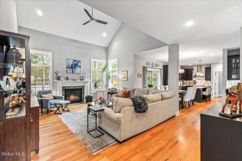 76 Tamarack Lane Niskayuna NY 12309