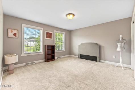 76 Tamarack Lane Niskayuna NY 12309