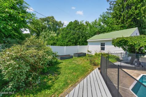 187 S Main Avenue Albany NY 12208