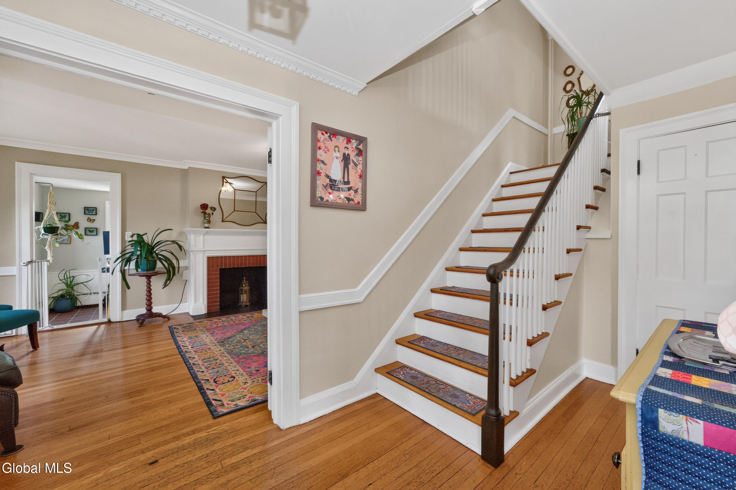 187 S Main Avenue Albany NY 12208