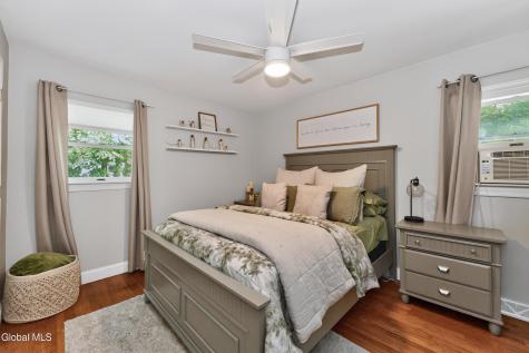 35 Acorn Avenue Clifton Park NY 12065