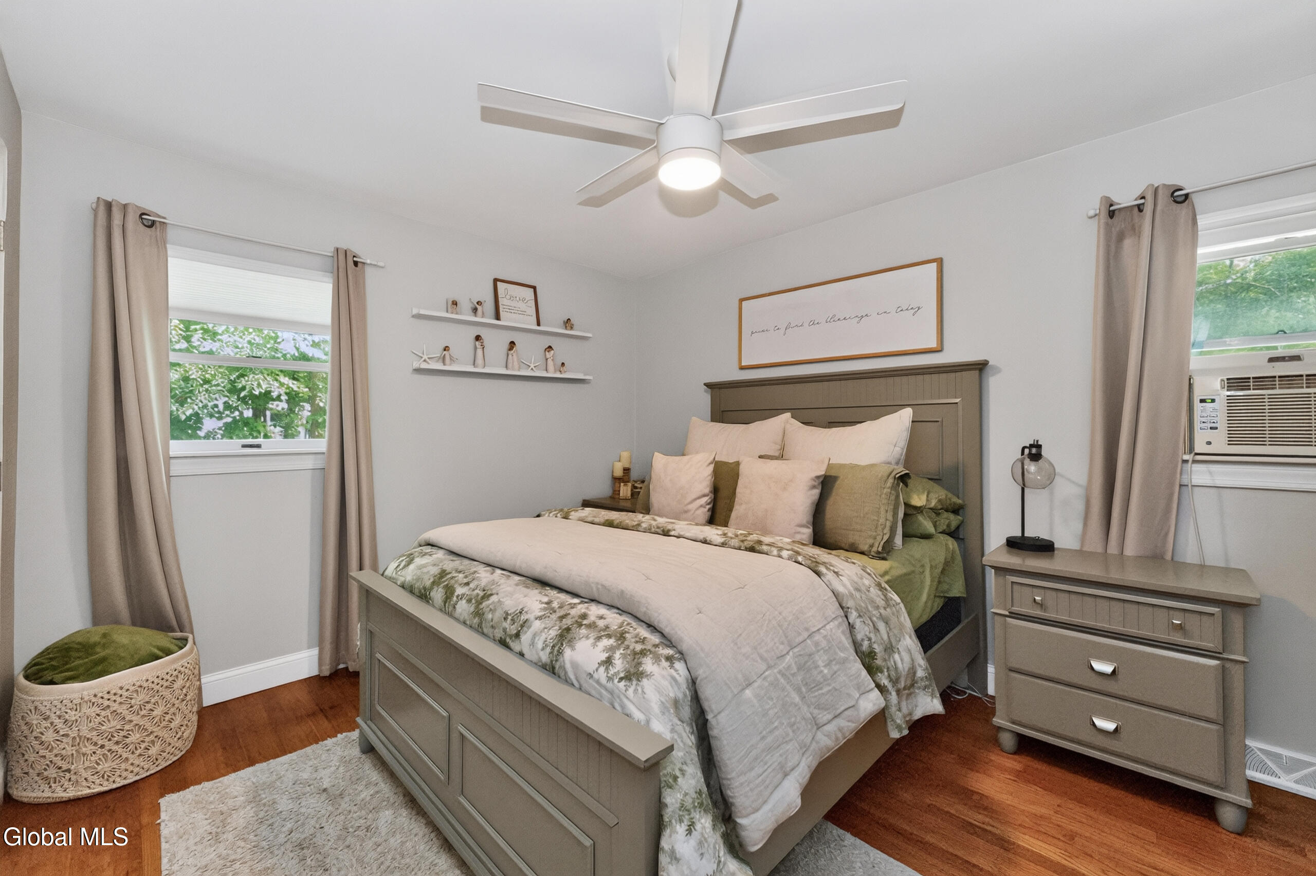 35 Acorn Avenue Clifton Park NY 12065