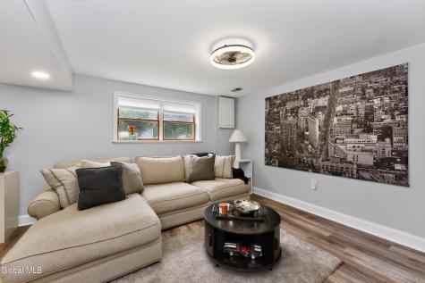 35 Acorn Avenue Clifton Park NY 12065