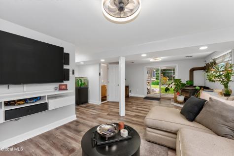 35 Acorn Avenue Clifton Park NY 12065