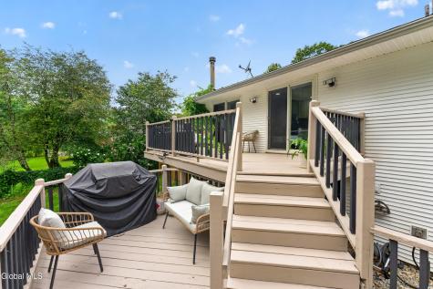 35 Acorn Avenue Clifton Park NY 12065