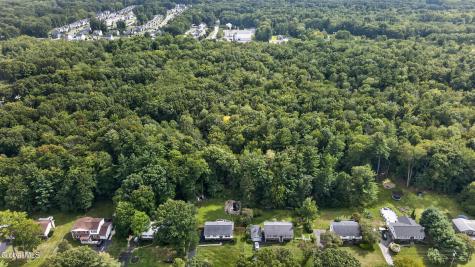 35 Acorn Avenue Clifton Park NY 12065