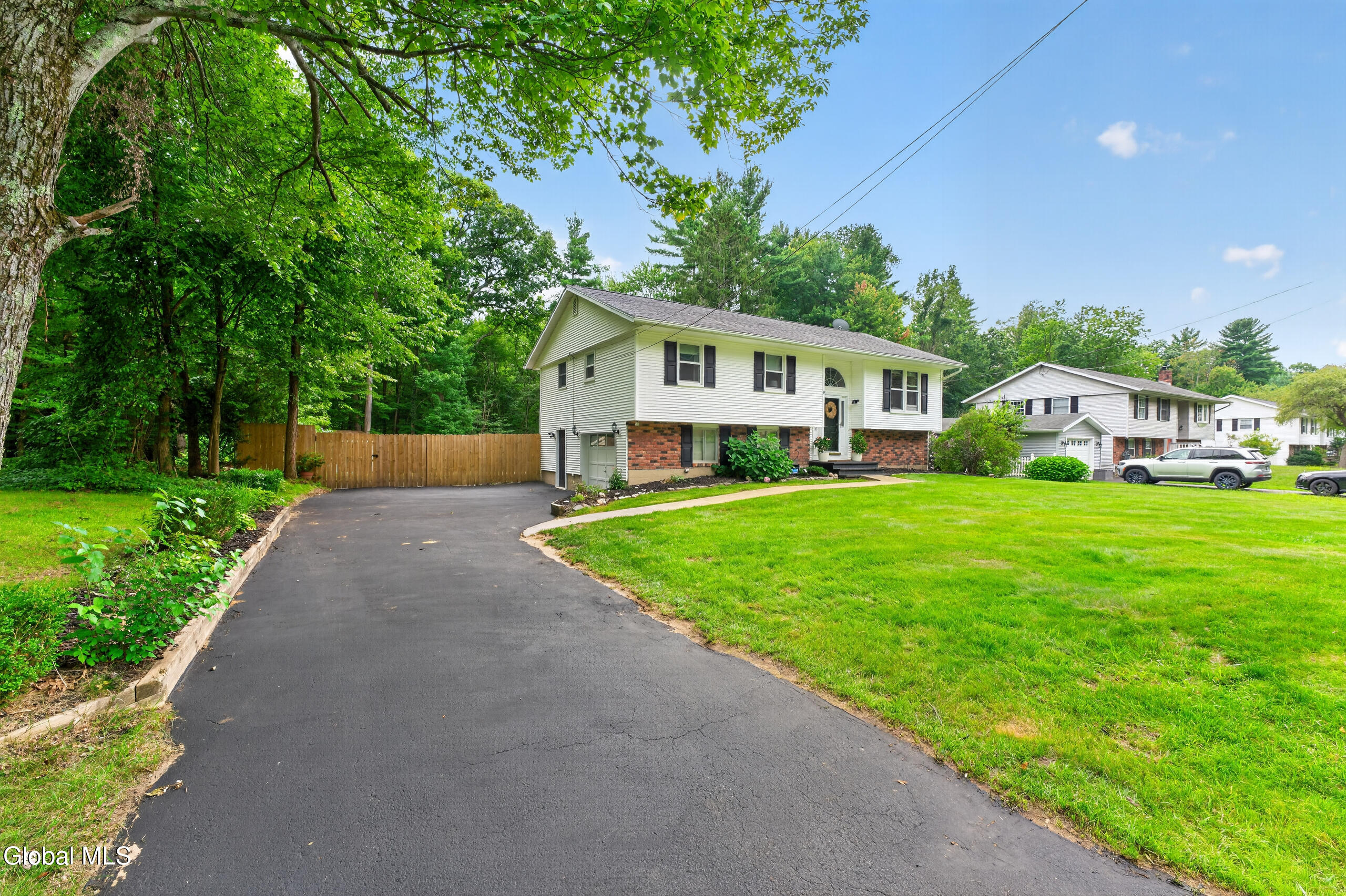 35 Acorn Avenue Clifton Park NY 12065
