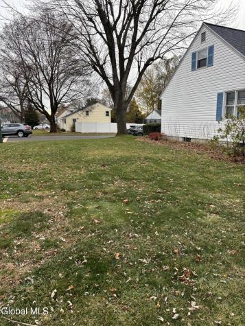 1 Elinor Place Latham NY 12110