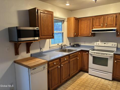 1 Elinor Place Latham NY 12110