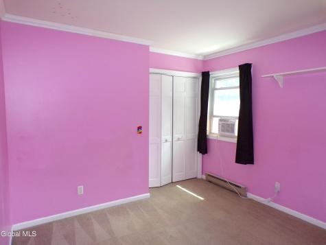 15 Heinrick Street Queensbury NY 12804