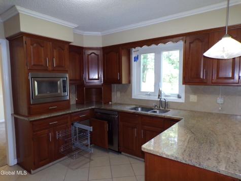 15 Heinrick Street Queensbury NY 12804