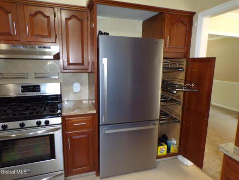 15 Heinrick Street Queensbury NY 12804