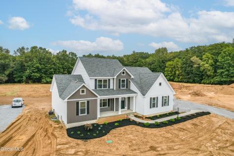 8 Brookhaven Court Saratoga Springs NY 12866