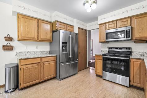 812 Al Constantino Drive Rotterdam NY 12306