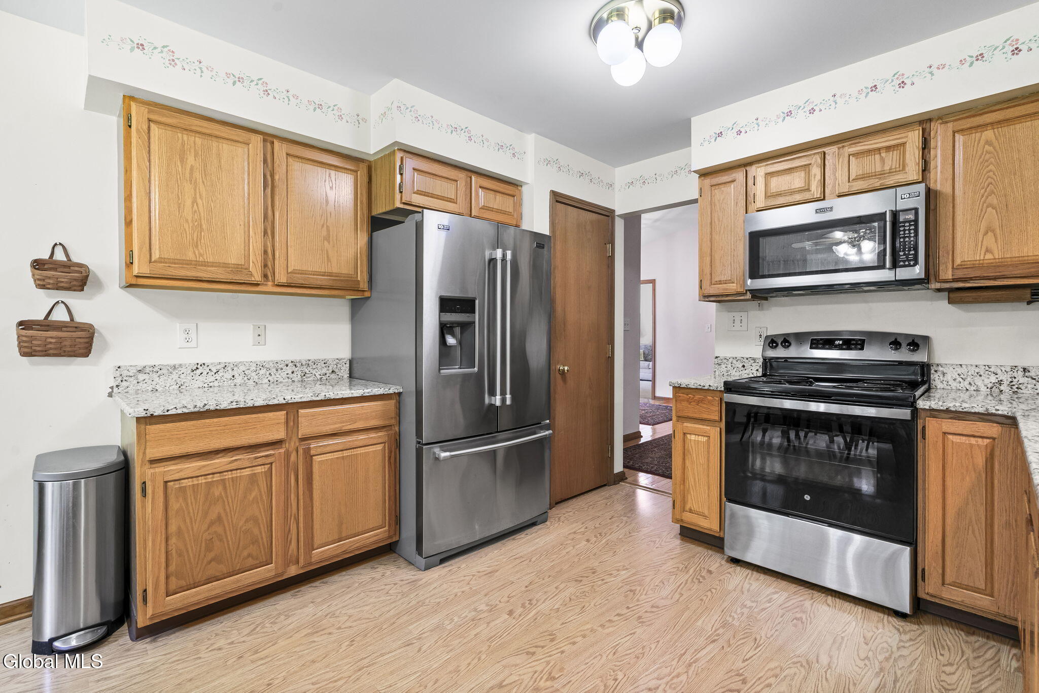 812 Al Constantino Drive Rotterdam NY 12306