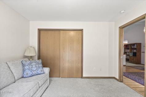 812 Al Constantino Drive Rotterdam NY 12306