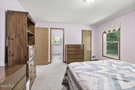 812 Al Constantino Drive Rotterdam NY 12306