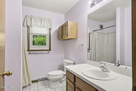 812 Al Constantino Drive Rotterdam NY 12306