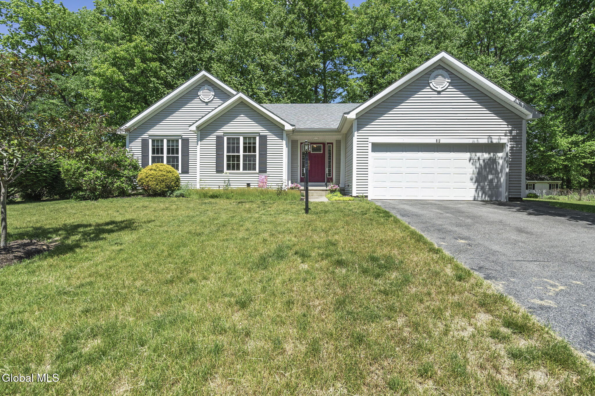 812 Al Constantino Drive Rotterdam NY 12306