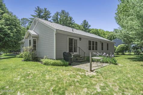 812 Al Constantino Drive Rotterdam NY 12306