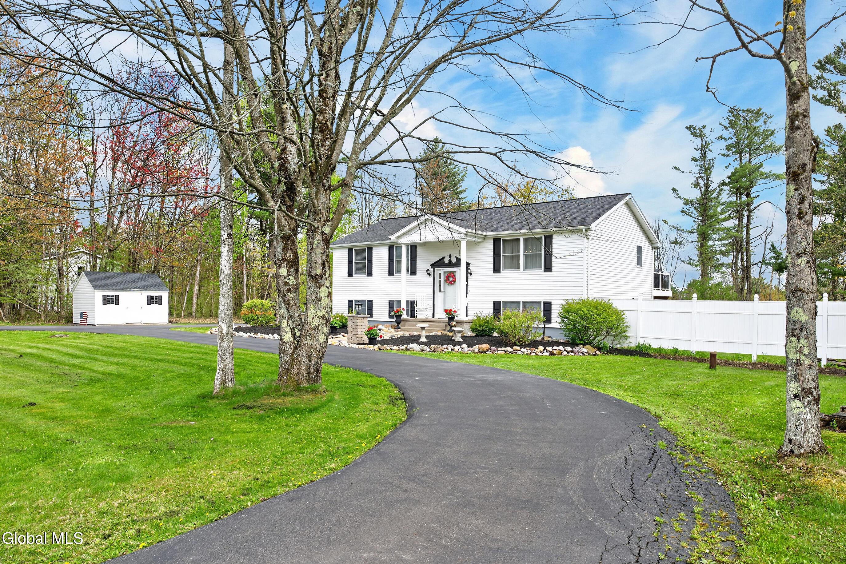 7283 Skyline Drive Duanesburg NY 12053