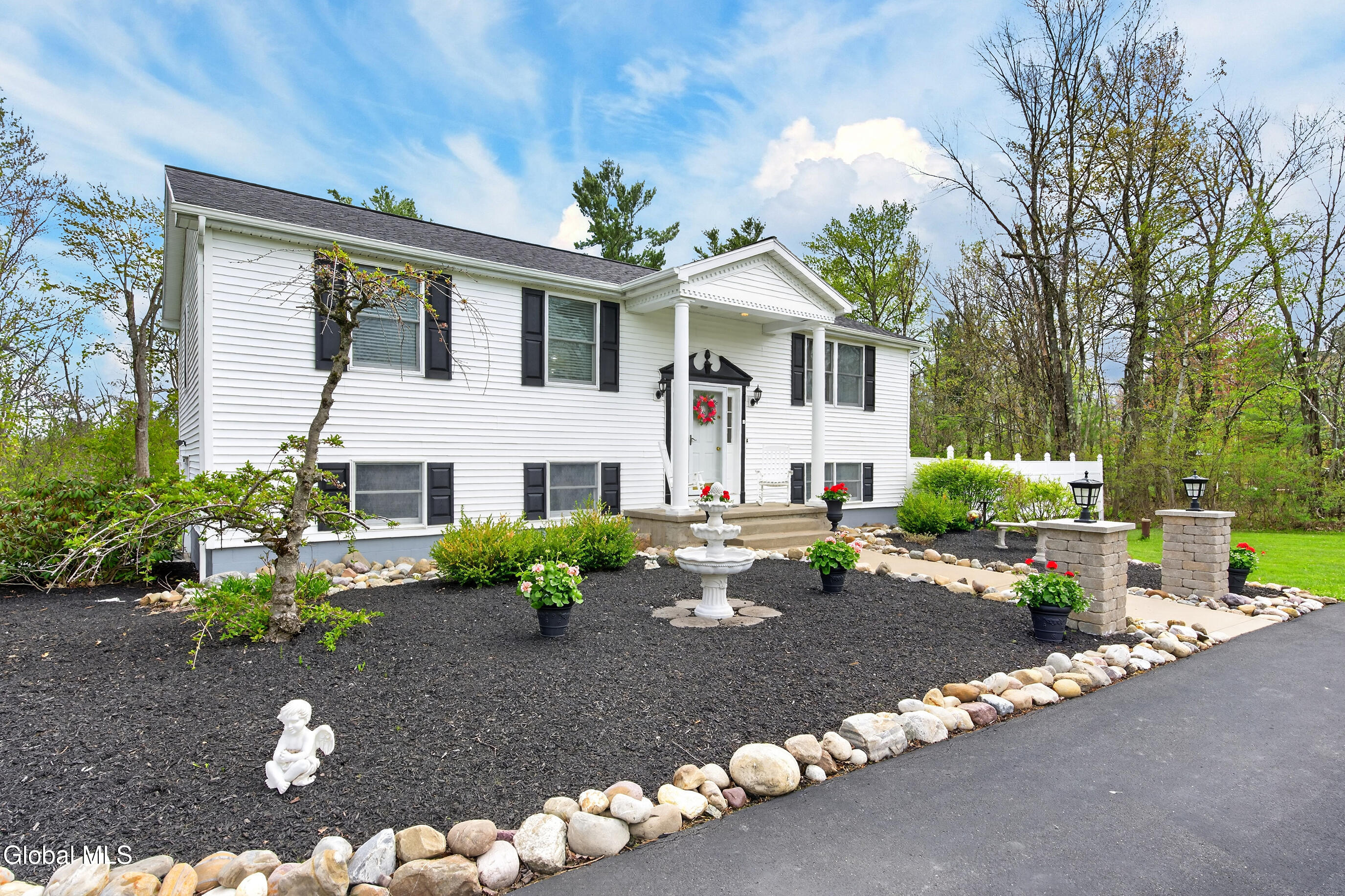 7283 Skyline Drive Duanesburg NY 12053