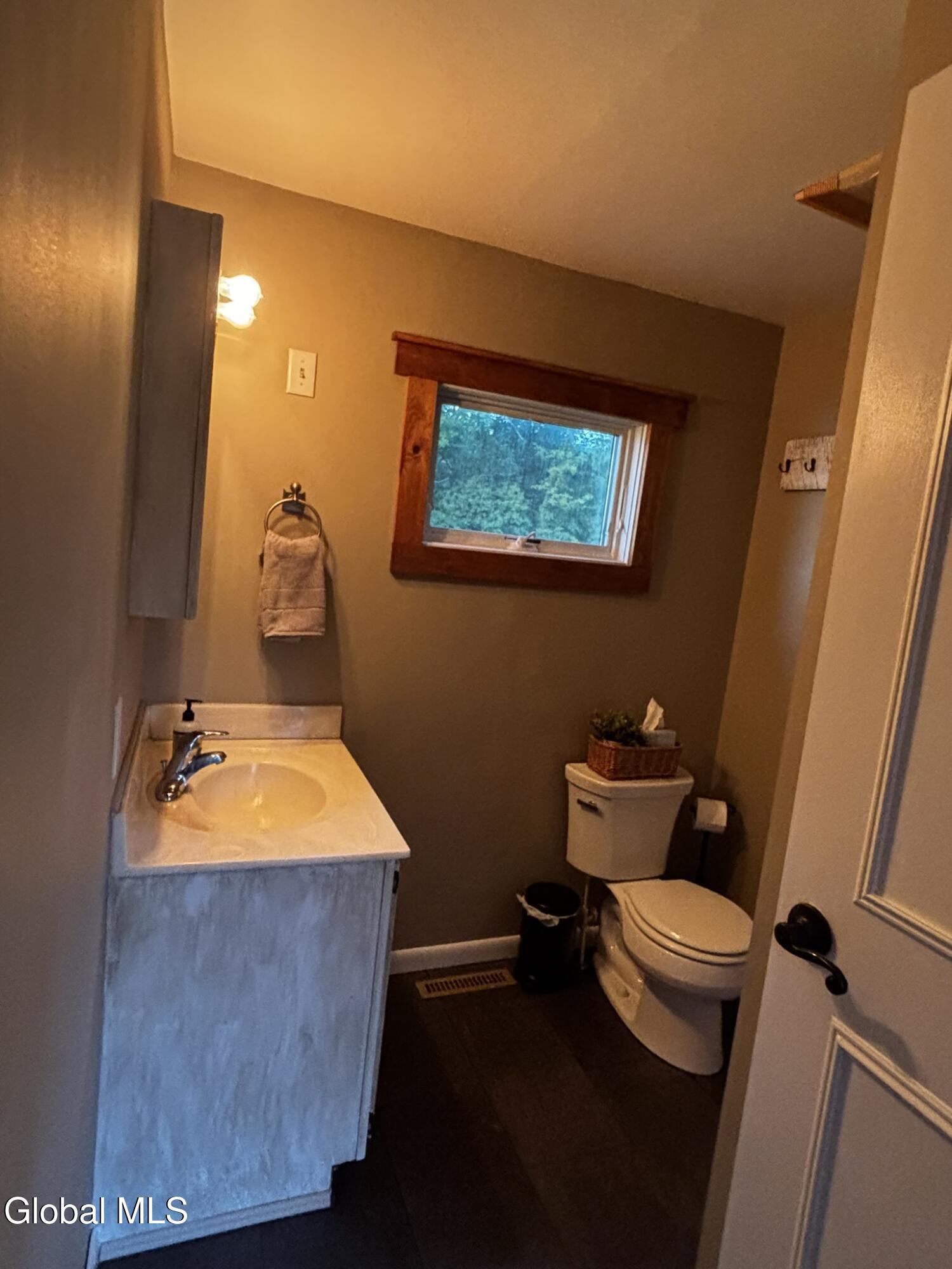 72 Lake Road Ballston Lake NY 12020