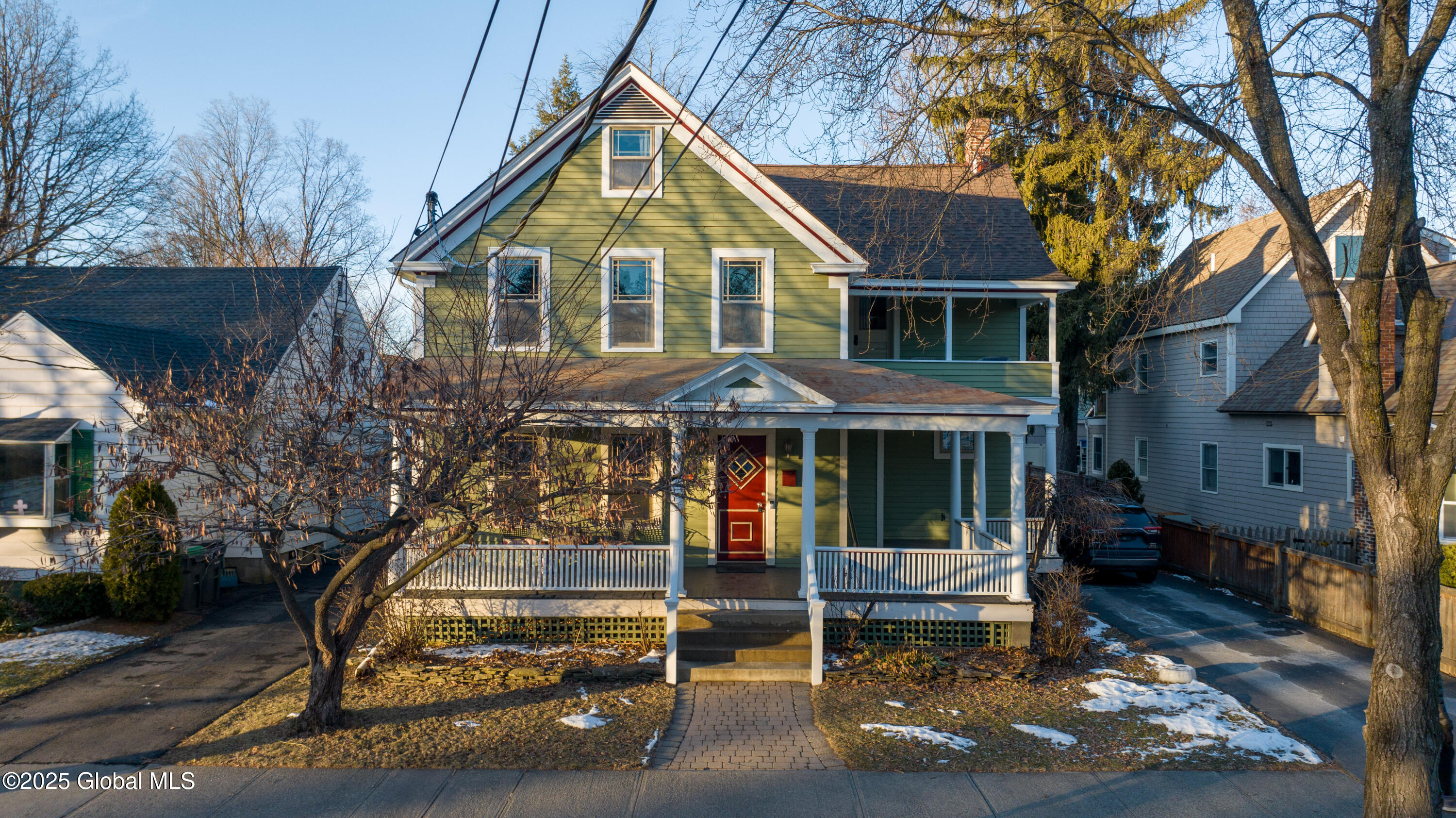 221 Lake Avenue Saratoga Springs NY 12866