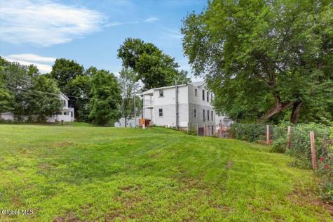 267 Poplar Avenue Valley Falls NY 12185