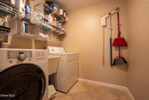 78 Mosher Road Delmar NY 12054